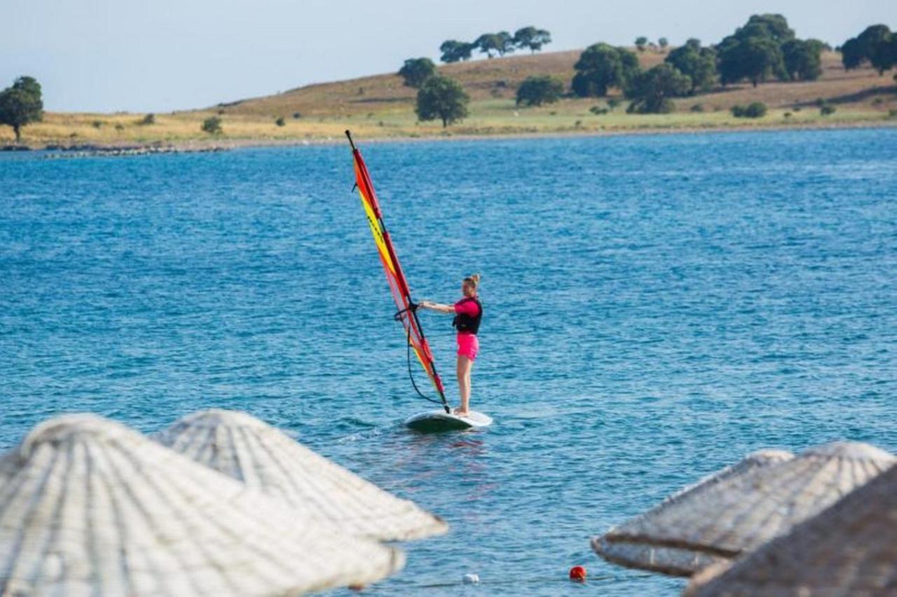 Отель Teos Ormanci Tatil Koyu Сеферихисар Экстерьер фото