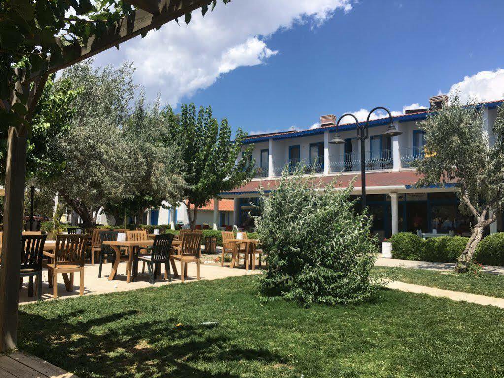 Отель Teos Ormanci Tatil Koyu Сеферихисар Экстерьер фото