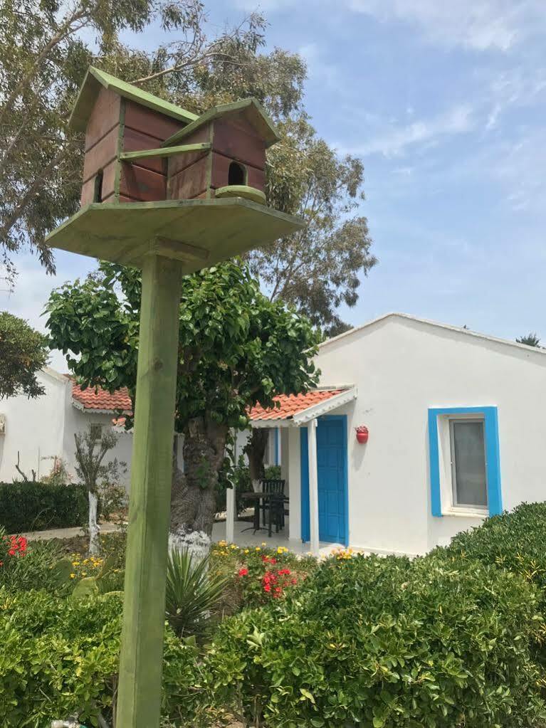 Отель Teos Ormanci Tatil Koyu Сеферихисар Экстерьер фото